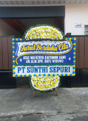 Papan Bunga Duka di Pagesangan